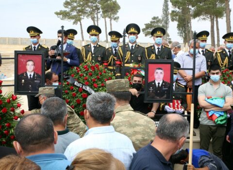 Prezident şəhid general və polkovnikimizin ailələrinə ev verdi – RƏSMİ