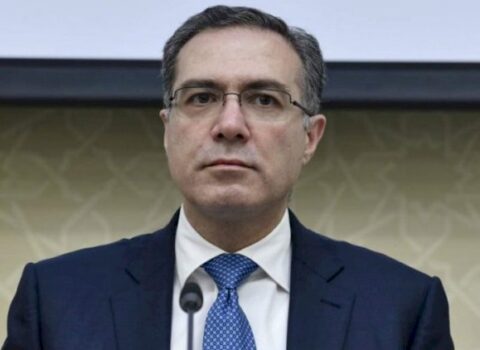 “Saçımı kəsdirib, sizinlə görüşə gəlmişəm” – Prezidentin köməkçisi