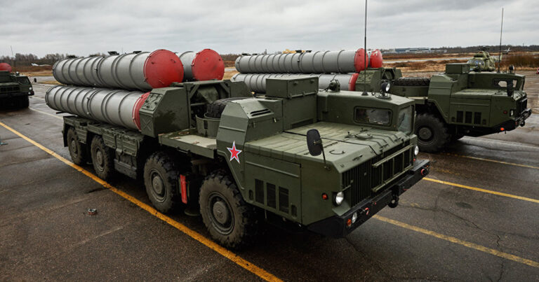 İran S-300-ləri Xəzərin sahilinə yerləşdirdi İran S-300-ləri Xəzərin sahilinə yerləşdirdi