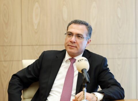 “Azərbaycanda qadınlar COVID-19-a daha çox yoluxur” – Şahmar Mövsümov