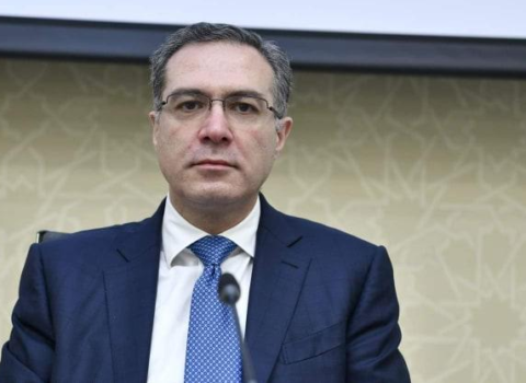 Prezidentin köməkçisindən evdə özünü müalicə edən COVID-19 xəstələrinə VACİB MÜRACİƏT