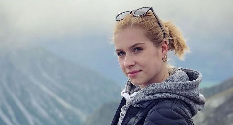 Dünya çempionu pəncərədən yıxılıb öldü – FOTO Dünya çempionu pəncərədən yıxılıb öldü – FOTO
