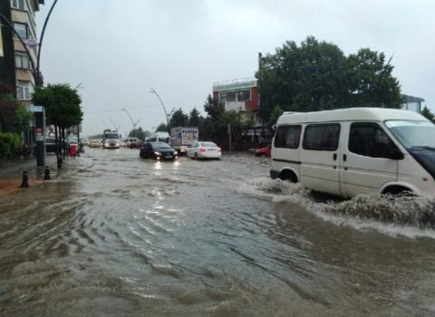 Türkiyədə sel: Ölən və yaralılar var – FOTOLAR
