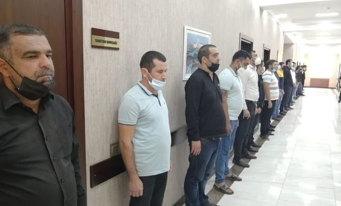 Meyxanaçı Vüqar Biləcərinin dəfnində iştirak edənlər məsuliyyətə cəlb olundu – FOTO Meyxanaçı Vüqar Biləcərinin dəfnində iştirak edənlər məsuliyyətə cəlb olundu – FOTO