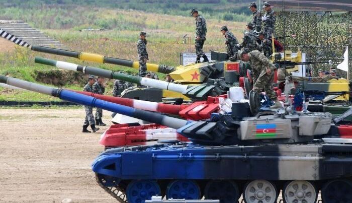 Azərbaycan tankçıları beynəlxalq yarışda erməni tankını vurdu Azərbaycan tankçıları beynəlxalq yarışda erməni tankını vurdu