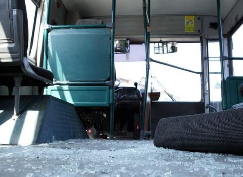 Bakıda iki sərnişin avtobusu toqquşdu
