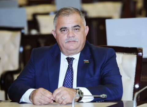 Arzu Nağıyev: “Erməni təxribatı nəticəsində dağıdılan evlərin təmiri ilə bağlı mütəmadi məlumatlar alıram”