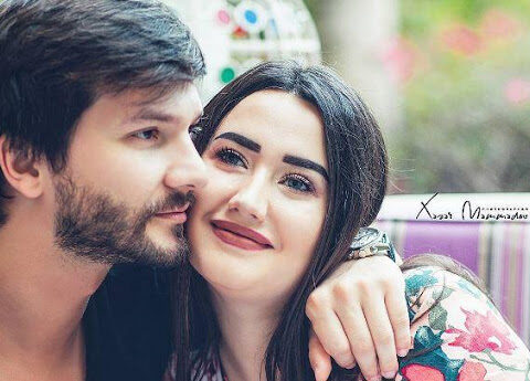 Yarım milyonluq toyla gündəmə gələn cütlük rəsmən boşandı – FOTO
