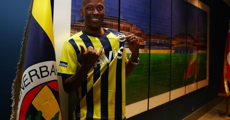 “Fənərbağça” “Yuventus”un sabiq hücumçusunu transfer etdi “Fənərbağça” “Yuventus”un sabiq hücumçusunu transfer etdi
