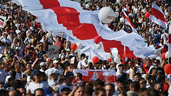 Belarusda xarici jurnalistlərin akkreditasiyası ləğv edilir Belarusda xarici jurnalistlərin akkreditasiyası ləğv edilir