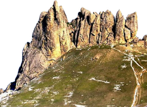 Kişi Beşbarmaq dağında köməksiz qaldı