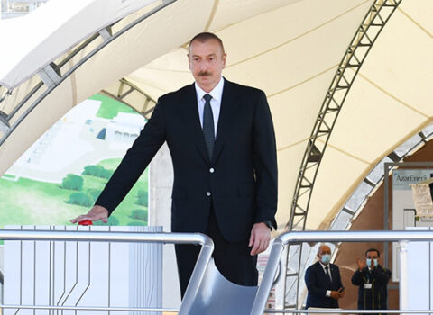 Prezident Əhmədbəyli-Füzuli-Şuşa avtomobil yolunun və tunellərin tikintisi ilə tanış oldu