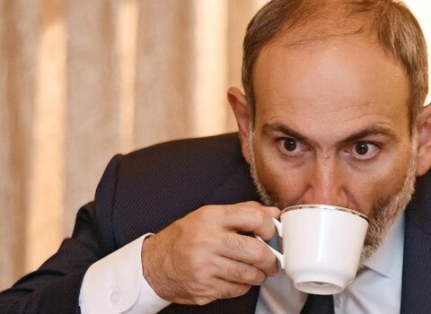 Bakının İrəvana yalnız bir şərti var… – ŞƏRH