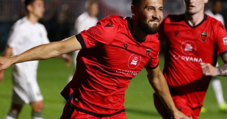 Millimizin futbolçusu ABŞ Liqasında 7-ci qolunu vurdu — VİDEO Millimizin futbolçusu ABŞ Liqasında 7-ci qolunu vurdu — VİDEO
