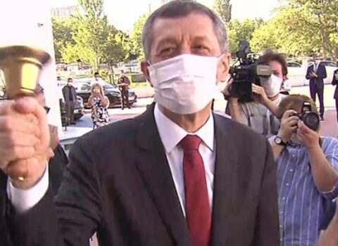 Türkiyədə tədris ili başladı, nazir ilk zəngi çaldı – VİDEO