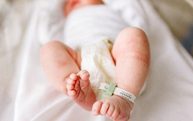 Əkizlərdən birinin oğurlanması iddiası ilə bağlı – Xəstəxanadan açıqlama Əkizlərdən birinin oğurlanması iddiası ilə bağlı – Xəstəxanadan açıqlama