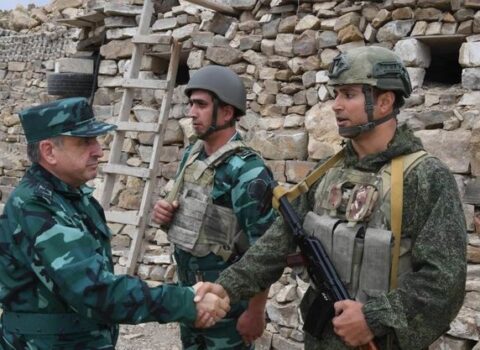 Prezidentin köməkçisi Ermənistanla sərhəddə – FOTOLAR
