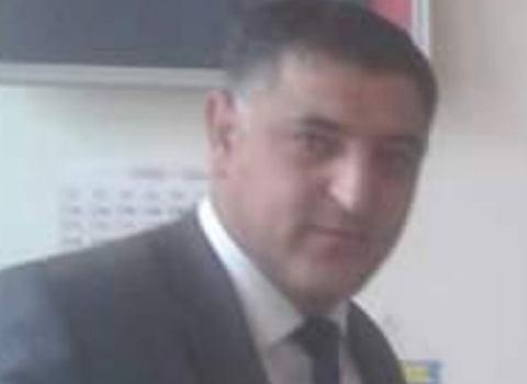 “Şagirdləriylə qumar oynayır, araq aldırır, …” – Valideynlərdən direktora qarşı AĞIR İTTİHAMLAR