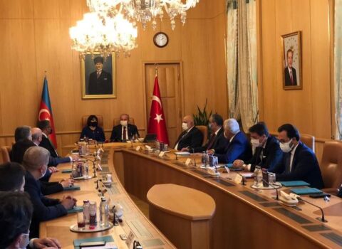 Sahibə Qafarova Türkiyə parlamentinin sədri ilə müzakirələrdə