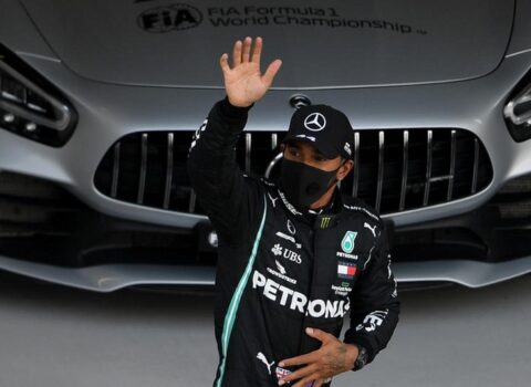 Hemilton “Formula 1”: Rusiya Qran-prisinin qalibi oldu