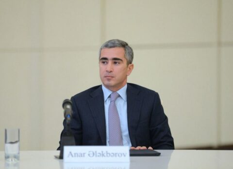 Prezidentin köməkçisi Xalq artistinə zəng vurub səhhətiylə maraqlandı