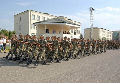 Gənc əsgərlər Vətənə sədaqət andı içdi