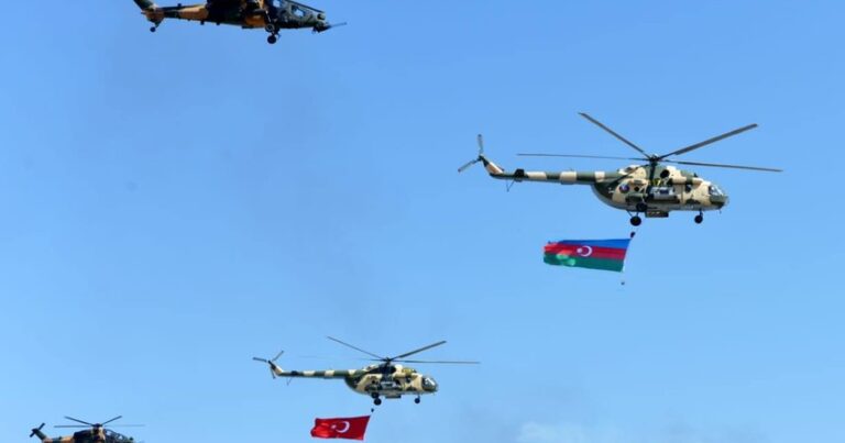 Naxçıvanda Azərbaycan-Türkiyə birgə hərbi təlimləri keçirildi Naxçıvanda Azərbaycan-Türkiyə birgə hərbi təlimləri keçirildi