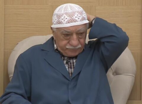 FETÖ-də pul və güc savaşı – Gülənin ölümünü gözləyənlər