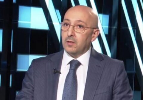 “Taksi avtobus deyil” – BNA-nın şöbə müdiri vətəndaşları qınadı – VİDEO