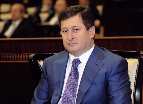 Falçılar Kərəm Həsənovun bacısının 1 milyonunu necə ələ keçiriblər?