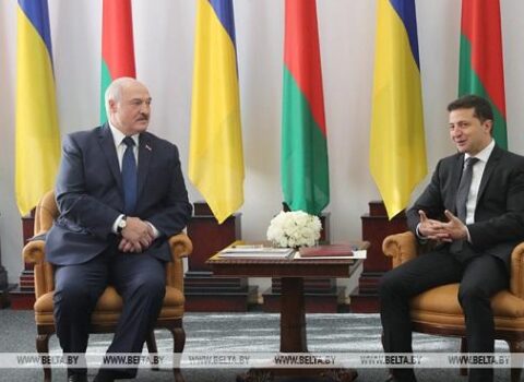Zelenski Belarusa səfərini ləğv etdi