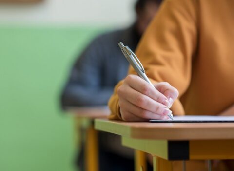Bu il universitetlərə keçid balı 150-yə düşəcək? – AÇIQLAMA