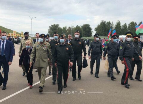 Zakir Həsənov Moskvada Azərbaycan stendinə baxış keçirdi – FOTO