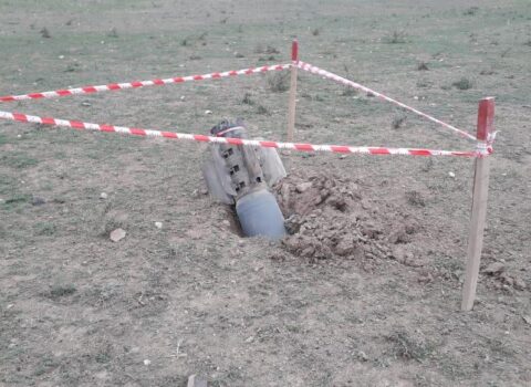 Təmas xəttində raket və mərmi qalıqları aşkarlandı – FOTOLAR
