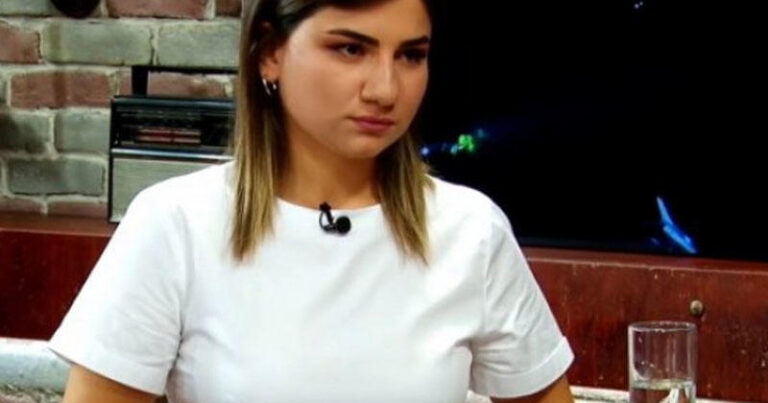 Paşinyanın qızı saxta “facebook” hesabları ilə rus xalqını təhqir edir Paşinyanın qızı saxta “facebook” hesabları ilə rus xalqını təhqir edir