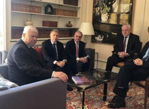 SON DƏQİQƏ: Cenevrədə Mnaçakanyanla həmsədrlər arasında danışıqlar başladı – FOTO