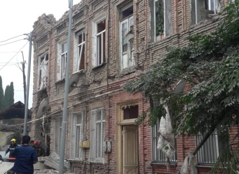 Gəncənin bombalanması hərbi cinayətdir – Ombudsman Aparatı