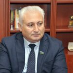 Hikmət Babaoğlunun bu statusu tənqid olundu – FOTO