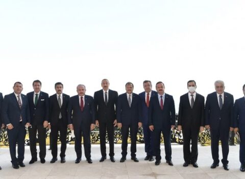 Hər gün cəbhədən çox gözəl xəbərlər gəlir – Prezident