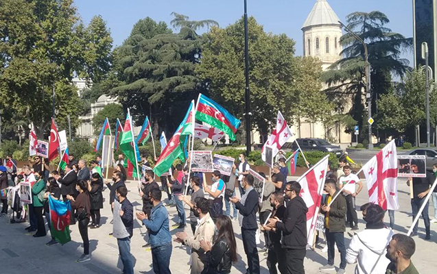 Gürcüstan azərbaycanlıları etiraz aksiyası keçirdi – Fotolar Gürcüstan azərbaycanlıları etiraz aksiyası keçirdi – Fotolar