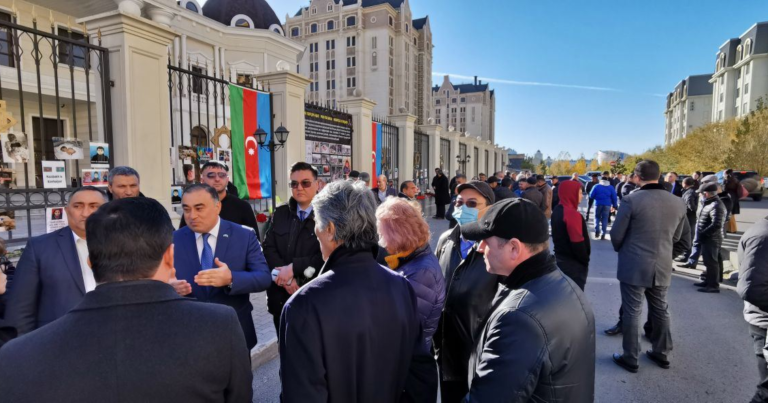 Azərbaycanın Qazaxıstandakı səfirliyi önündə dəstək aksiyası keçirilib Azərbaycanın Qazaxıstandakı səfirliyi önündə dəstək aksiyası keçirilib