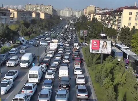 Bakının bu yollarında tıxac yarandı