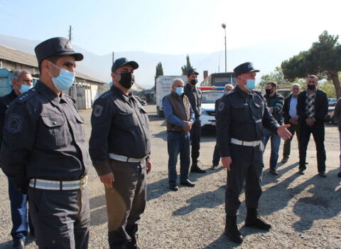 Şəkidə yol polisi koronavirusla əlaqədar tədbirləri davam etdirir – FOTO