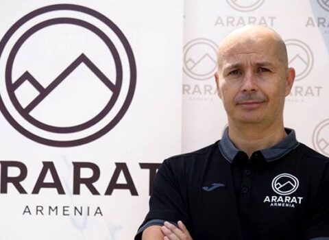 “Azərbaycan Ermənistanın yaşayış məntəqələrinə atəş açmır” — “Ararat”ın baş məşqçisi