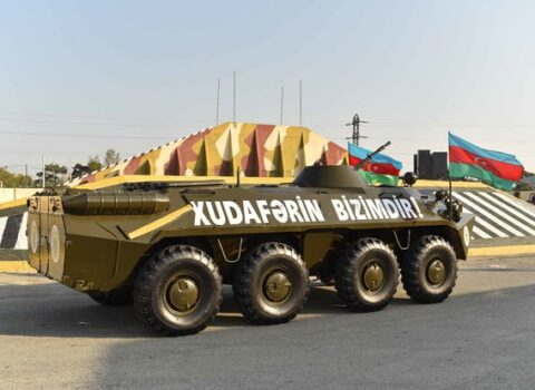 Xudafərin körpüsündə bayrağımızın qaldırılmasına görə DSX-yə zirehli nəqliyyat vasitəsi verildi – FOTO
