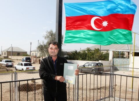 Şəhid ailələri və Qarabağ əlillərinə yeni fərdi evlər təqdim edildi – FOTOLAR