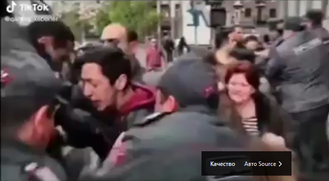 Ermənistan ordusuna döyüşçüləri küçələrdən yığırlar Ermənistan ordusuna döyüşçüləri küçələrdən yığırlar