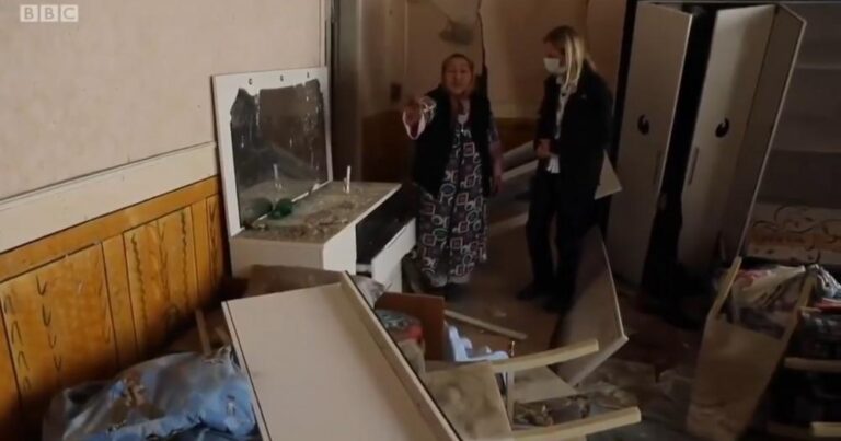 “BBC” erməni terroruna məruz qalan Gəncədən reportaj hazırladı – VİDEO “BBC” erməni terroruna məruz qalan Gəncədən reportaj hazırladı – VİDEO