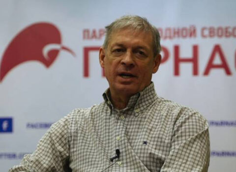 Rusiyadan Ermənistana gizli silah tədarükü: Vladimir Bekiş faktları təsdiq edir