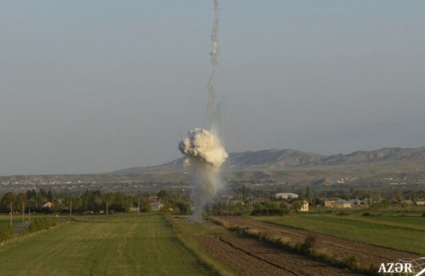 Ukrayna Rusiyanı belə bombaladı – ŞOK VİDEO